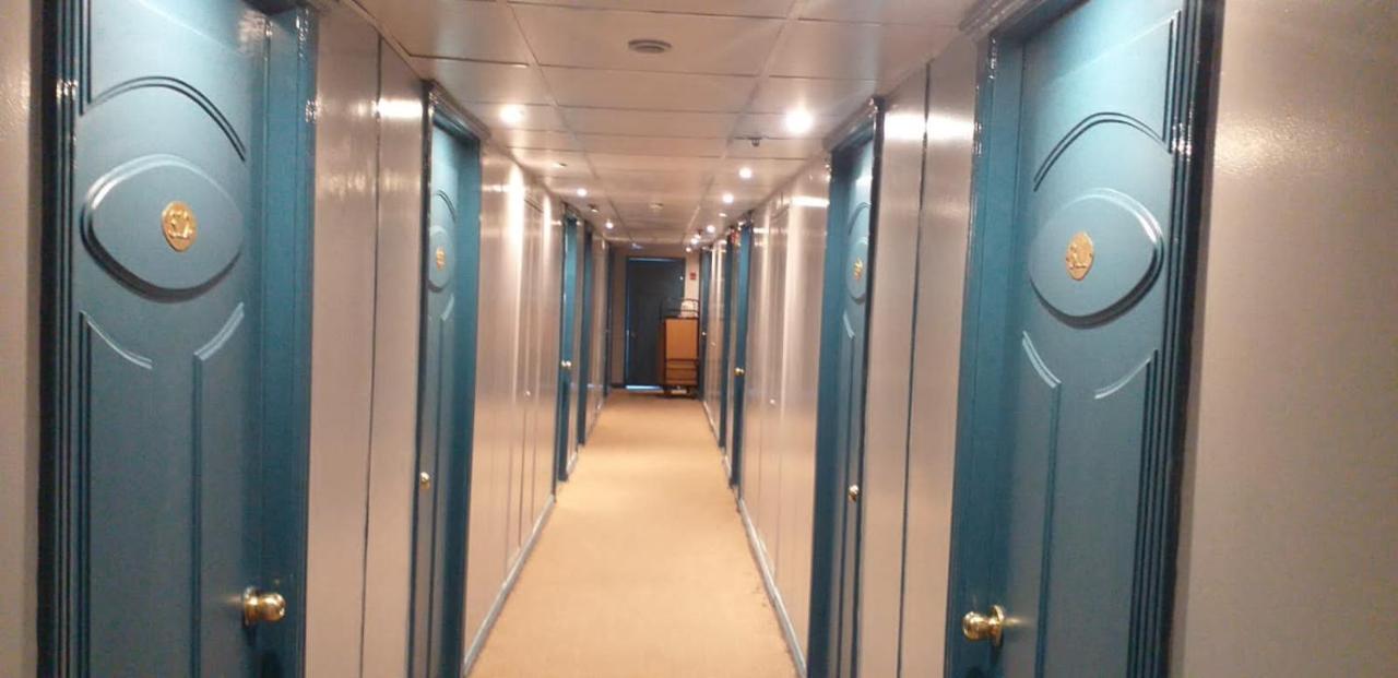 Hotel Ship Queen Isis Elminya Al-Minya Eksteriør bilde